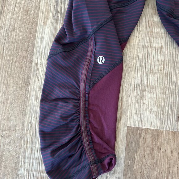 lululemon capri length leggings size 6/8 - Picture 4 of 5